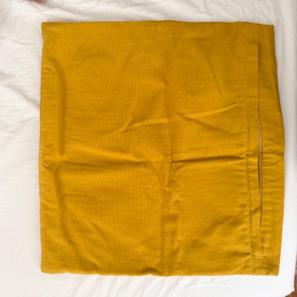 West Elm Cotton Corded Grid Pillow Geometric 20x20 Dark Horseradish - Picture 4 of 6